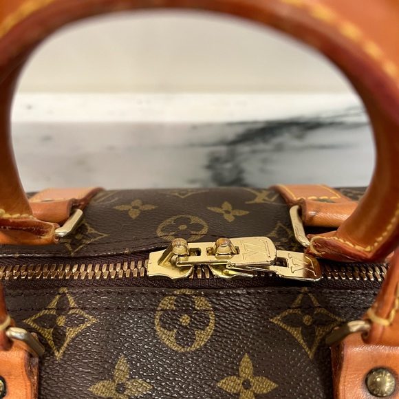 Louis Vuitton Keepall Authentic - Picture 12 of 12